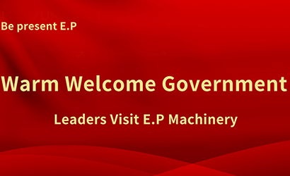 Welcome government officials to visit and guide the small excavation project at E.P Machinery Company