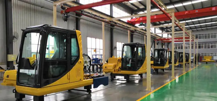 China Small Excavator Production Workshop